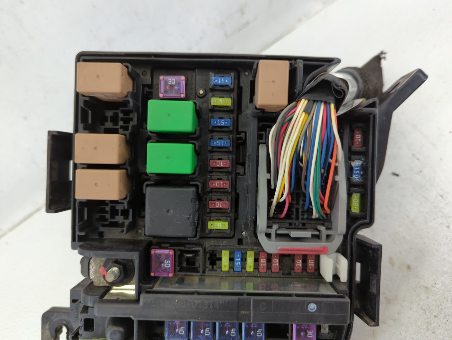 2011-2013 Kia Optima Fusebox Fuse Box Panel Relay Module P/N:91950-2T870 Fits Fits 2011 2012 2013 OEM Used Auto Parts - Oemu