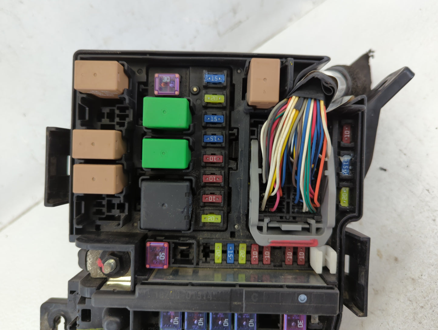 2011-2013 Kia Optima Fusebox Fuse Box Panel Relay Module P/N:91950-2T870 Fits Fits 2011 2012 2013 OEM Used Auto Parts - Oemu