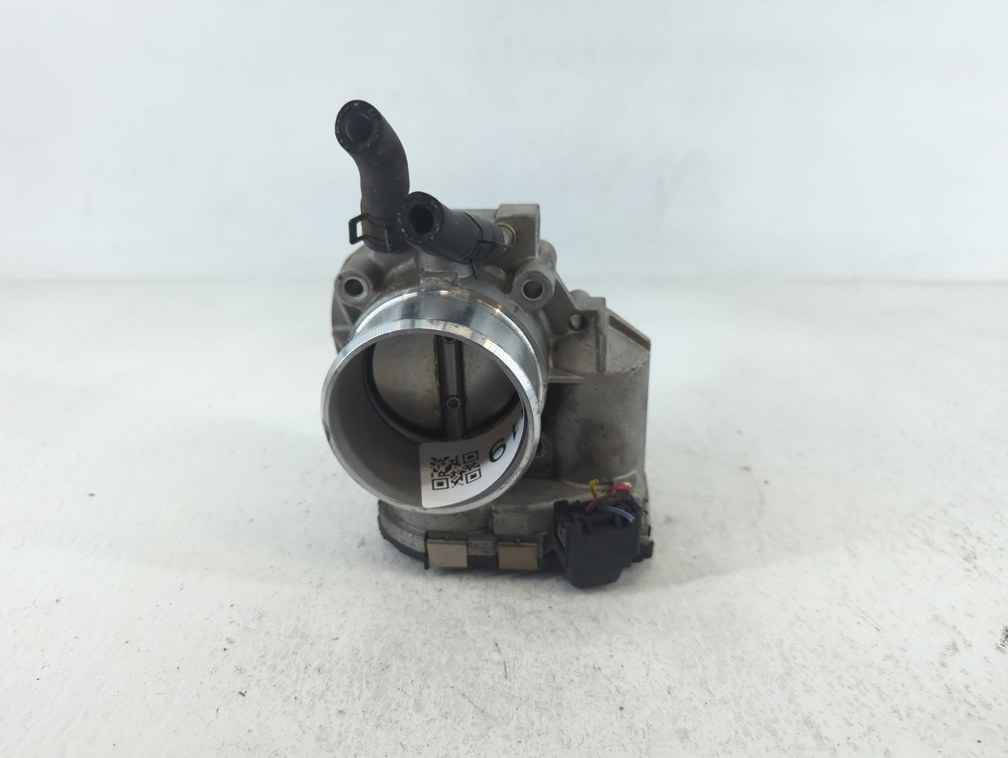 2011-2015 Kia Optima Throttle Body P/N:35100-2G710 Fits Fits 2011 2012 2013 2014 2015 2016 OEM Used Auto Parts - Oemusedauto
