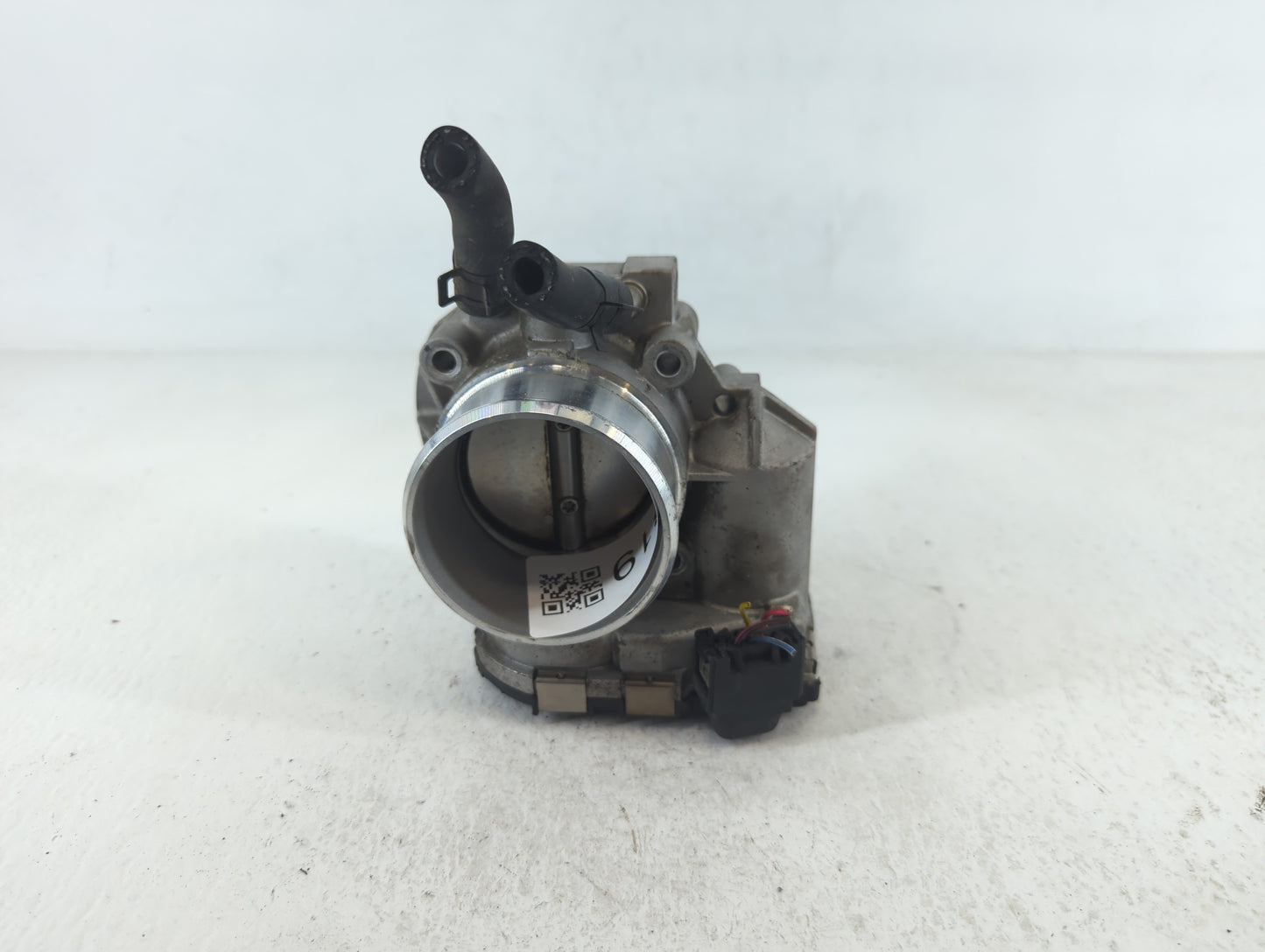 2011-2015 Kia Optima Throttle Body P/N:35100-2G710 Fits Fits 2011 2012 2013 2014 2015 2016 OEM Used Auto Parts - Oemusedauto