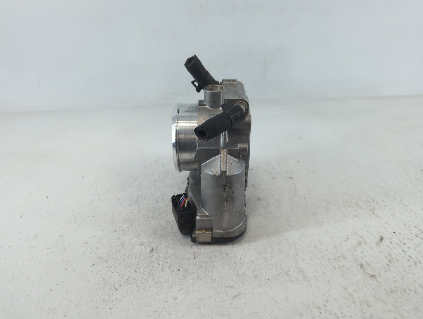 2011-2016 Kia Optima Throttle Body P/N:35100-2G800 Fits Fits 2011 2012 2013 2014 2015 2016 OEM Used Auto Parts - Oemusedauto