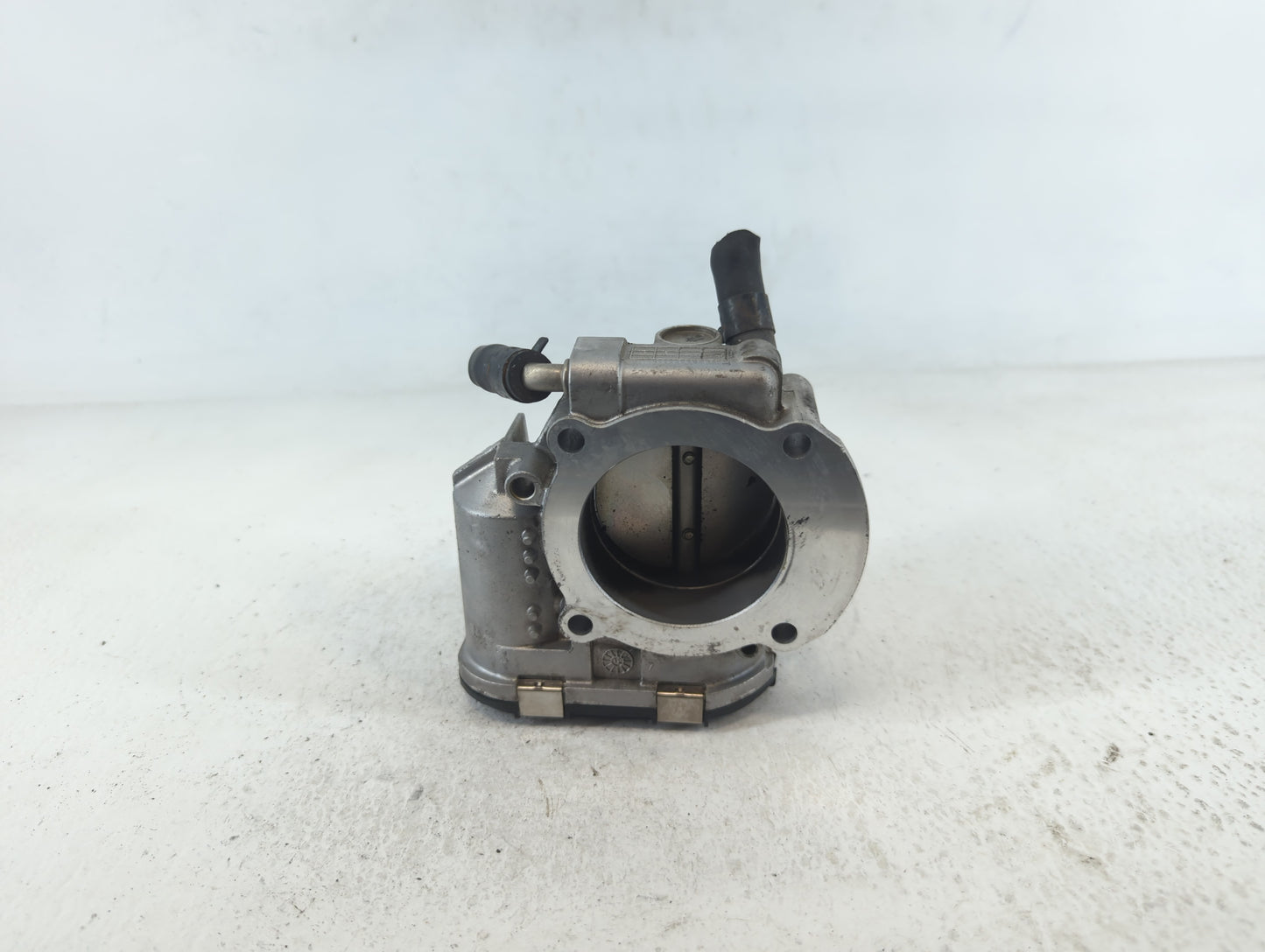 2011-2016 Kia Optima Throttle Body P/N:35100-2G800 Fits Fits 2011 2012 2013 2014 2015 2016 OEM Used Auto Parts - Oemusedauto