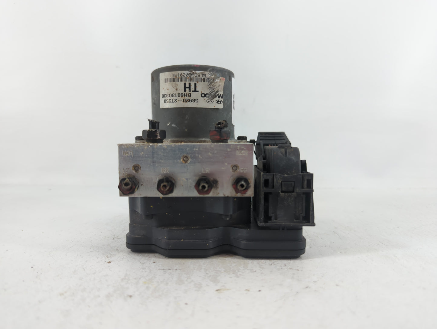 2011-2013 Kia Optima ABS Pump Control Module Replacement P/N:58920-2T550 Fits Fits 2011 2012 2013 OEM Used Auto Parts - Oemu
