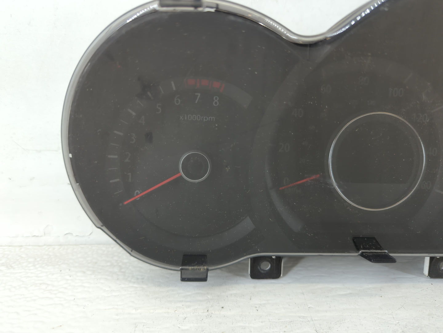 2012-2013 Kia Optima Instrument Cluster Speedometer Gauges P/N:94001-2T322 Fits Fits 2012 2013 OEM Used Auto Parts - Oemused