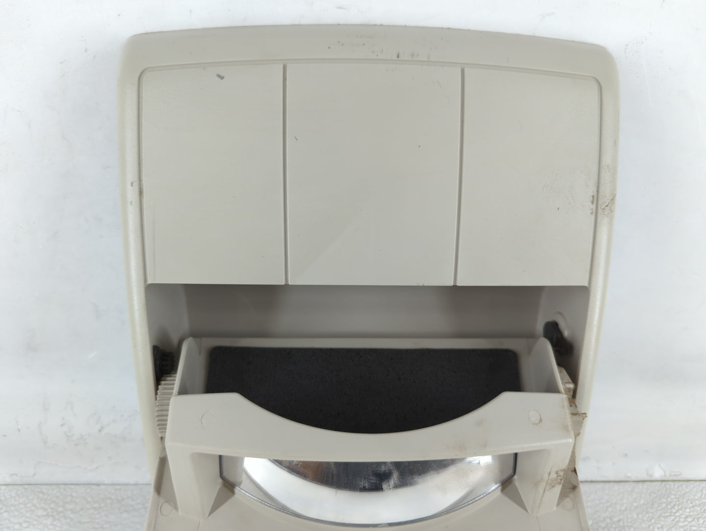 2012 Kia Optima Overhead Roof Console - Oemusedautoparts1.com
