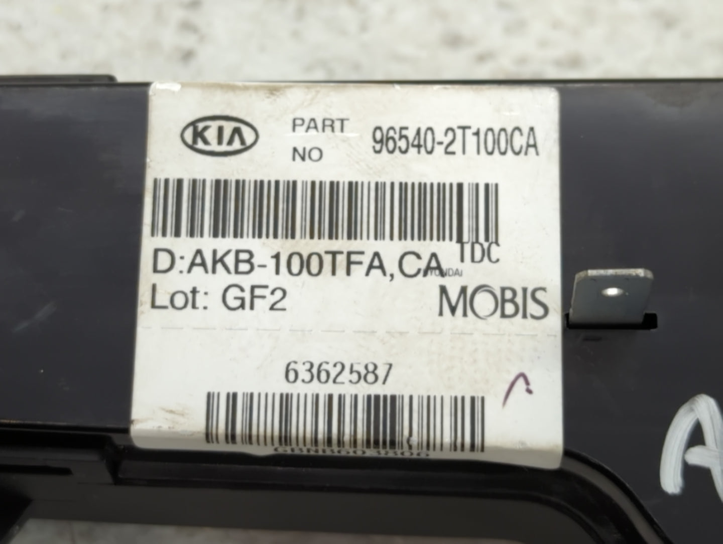2011-2013 Kia Optima Radio AM FM Cd Player Receiver Replacement P/N:96560-2T100CA Fits Fits 2011 2012 2013 OEM Used Auto Par
