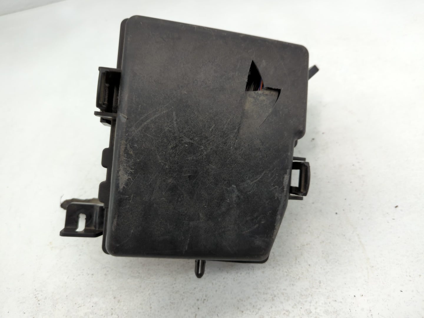 2011-2013 Kia Optima Fusebox Fuse Box Panel Relay Module P/N:91202-2T381 Fits Fits 2011 2012 2013 OEM Used Auto Parts - Oemu
