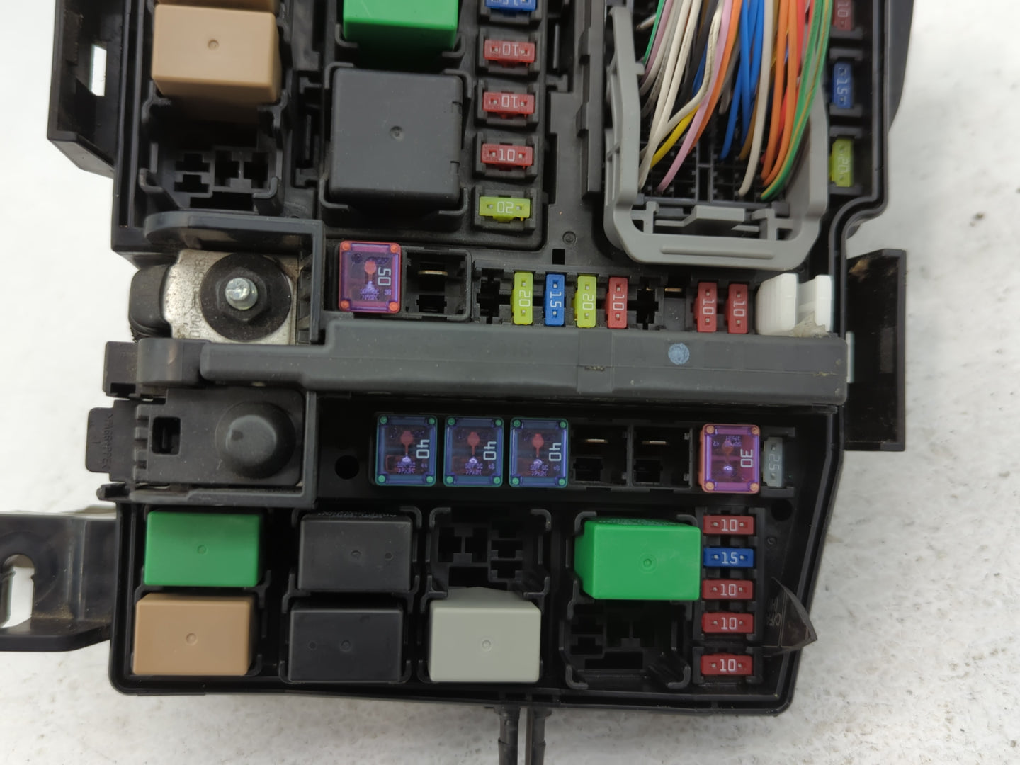 2011-2013 Kia Optima Fusebox Fuse Box Panel Relay Module P/N:91202-2T381 Fits Fits 2011 2012 2013 OEM Used Auto Parts - Oemu