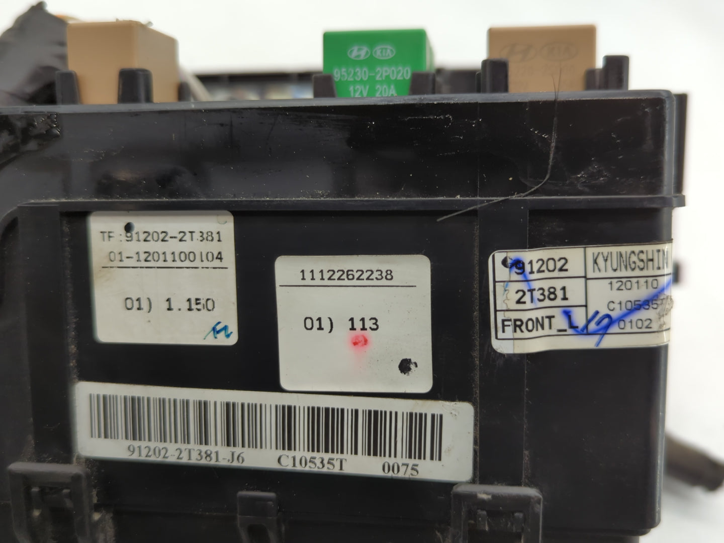 2011-2013 Kia Optima Fusebox Fuse Box Panel Relay Module P/N:91202-2T381 Fits Fits 2011 2012 2013 OEM Used Auto Parts - Oemu