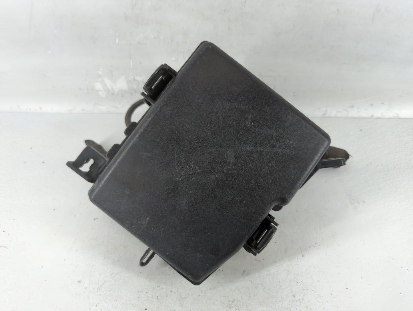 2011-2013 Kia Optima Fusebox Fuse Box Panel Relay Module P/N:91950-2T860 Fits Fits 2011 2012 2013 OEM Used Auto Parts - Oemu