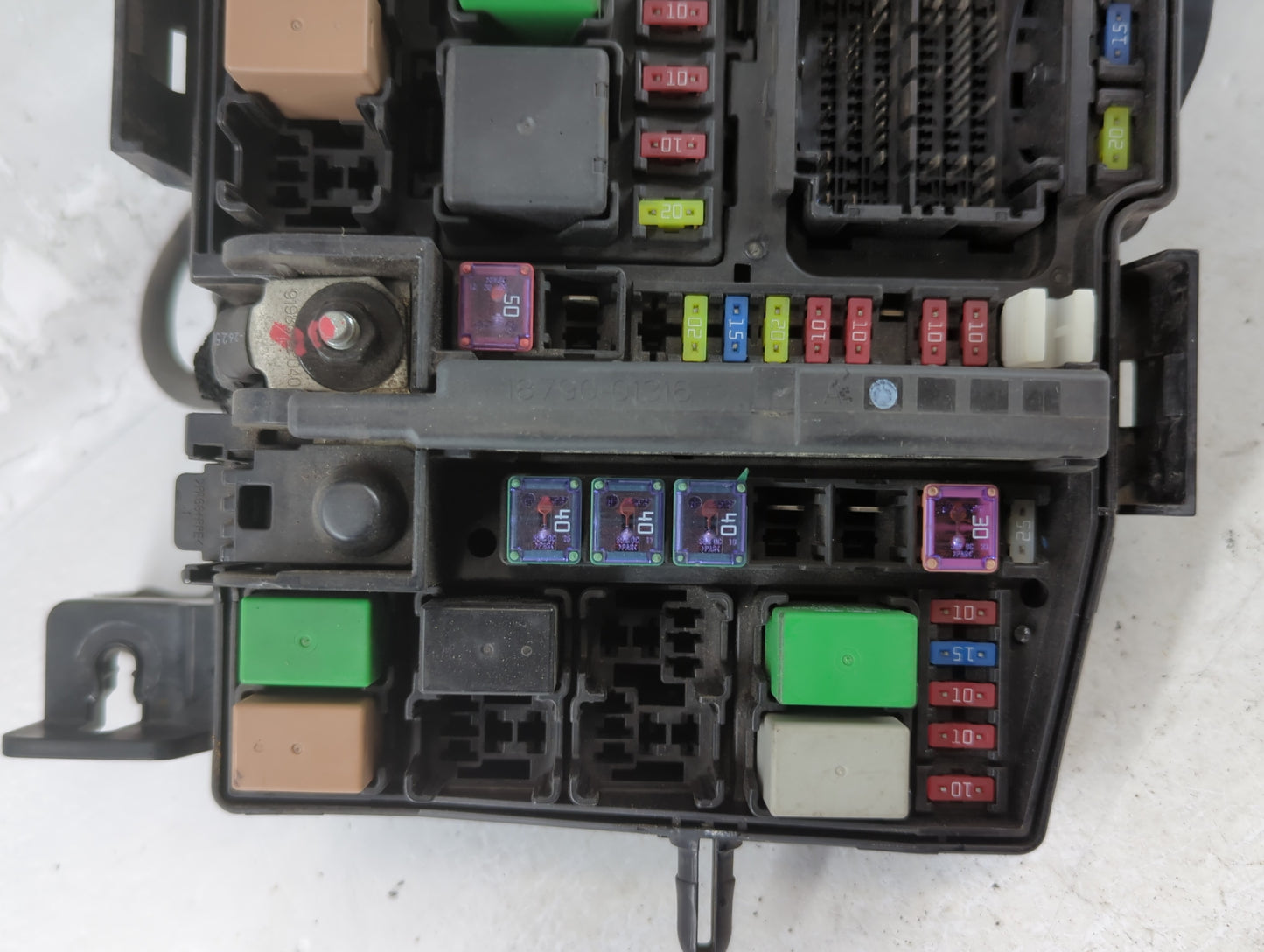 2011-2013 Kia Optima Fusebox Fuse Box Panel Relay Module P/N:91950-2T860 Fits Fits 2011 2012 2013 OEM Used Auto Parts - Oemu