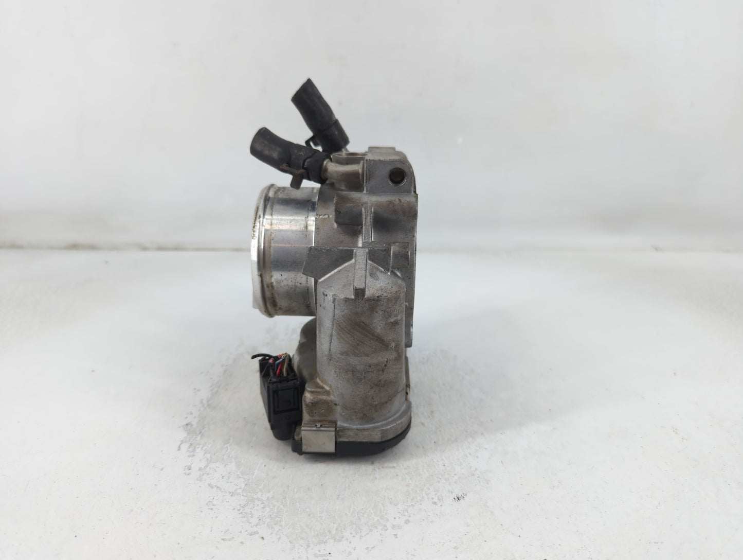 2011-2015 Kia Optima Throttle Body P/N:90 4501 0003 35100-2G710 Fits Fits 2011 2012 2013 2014 2015 2016 OEM Used Auto Parts 