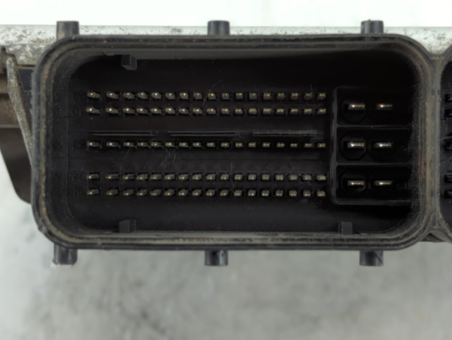 2011-2013 Kia Optima PCM Engine Control Computer ECU ECM PCU OEM P/N:39111-2G863 39101-2G863 Fits Fits 2011 2012 2013 OEM Us