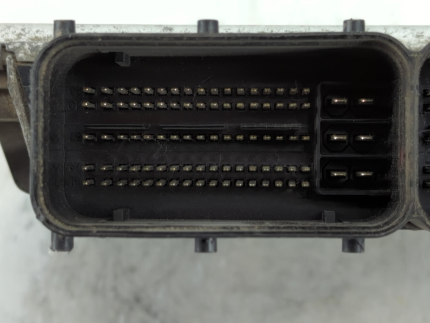 2011-2013 Kia Optima PCM Engine Control Computer ECU ECM PCU OEM P/N:39111-2G863 39101-2G863 Fits Fits 2011 2012 2013 OEM Us