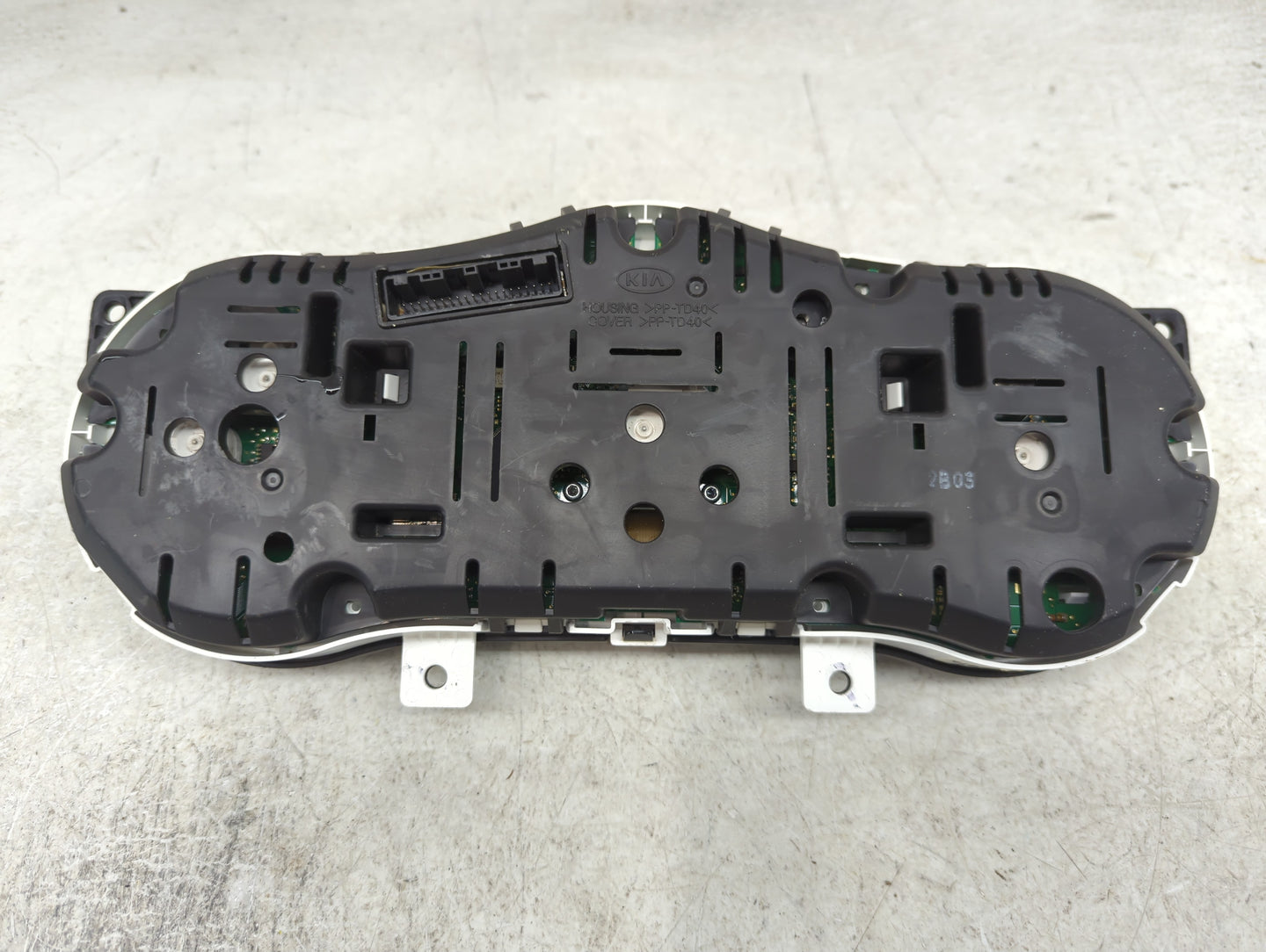 2012-2013 Kia Optima Instrument Cluster Speedometer Gauges Fits Fits 2012 2013 OEM Used Auto Parts - Oemusedautoparts1.com