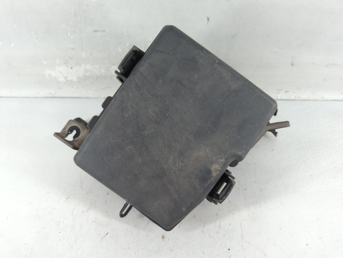 2011-2013 Kia Optima Fusebox Fuse Box Panel Relay Module P/N:91950-2T870 Fits Fits 2011 2012 2013 OEM Used Auto Parts - Oemu