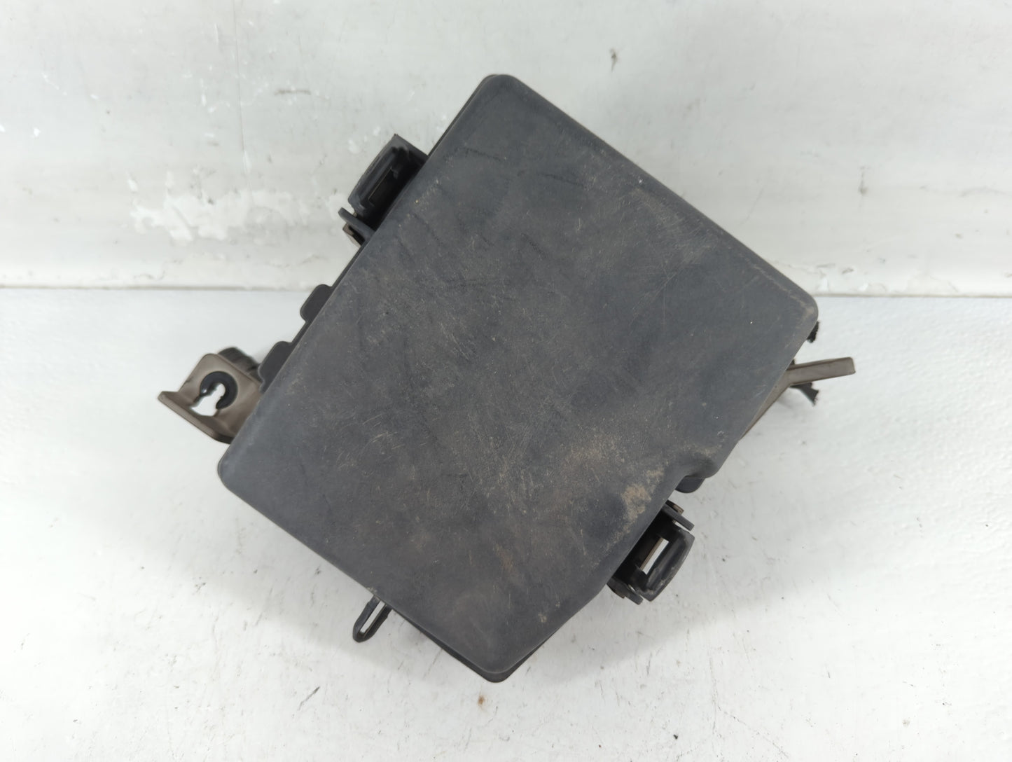 2011-2013 Kia Optima Fusebox Fuse Box Panel Relay Module P/N:91950-2T870 Fits Fits 2011 2012 2013 OEM Used Auto Parts - Oemu