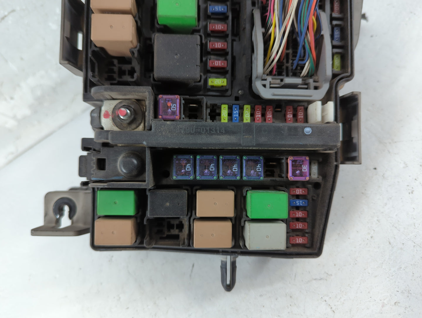 2011-2013 Kia Optima Fusebox Fuse Box Panel Relay Module P/N:91950-2T870 Fits Fits 2011 2012 2013 OEM Used Auto Parts - Oemu