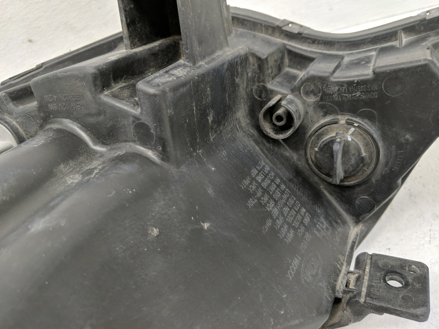 2012-2017 Kia Rio Passenger Right Oem Head Light Headlight Lamp - Oemusedautoparts1.com