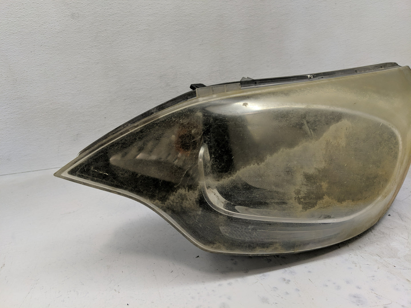 2012-2017 Kia Rio Passenger Right Oem Head Light Headlight Lamp - Oemusedautoparts1.com