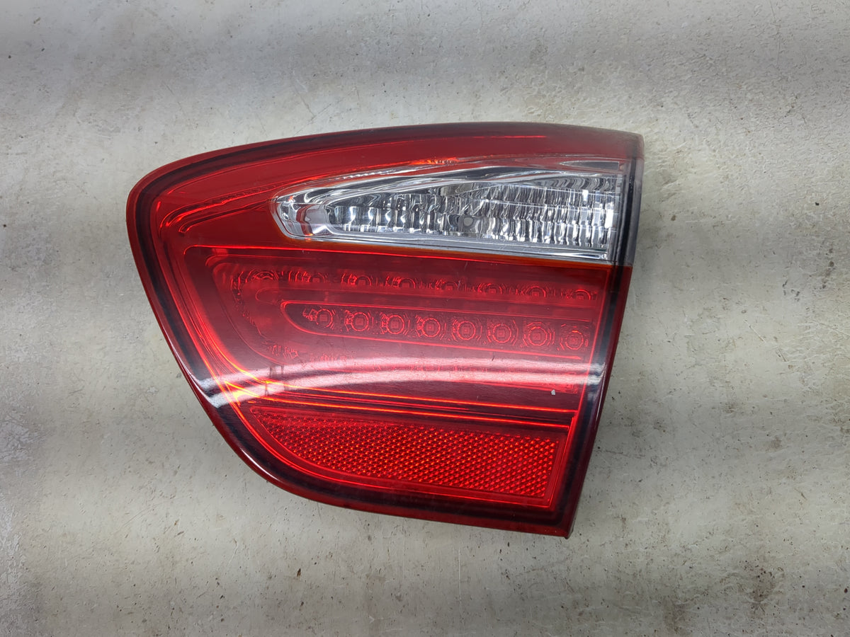 2012-2017 Kia Rio Passenger Right Side Deck Lid Mounted Tail Light 1513558 - Oemusedautoparts1.com