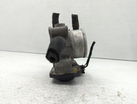 2012-2019 Kia Rio Throttle Body P/N:35100-2B300 Fits Fits 2012 2013 2014 2015 2016 2017 2018 2019 OEM Used Auto Parts - Oemu
