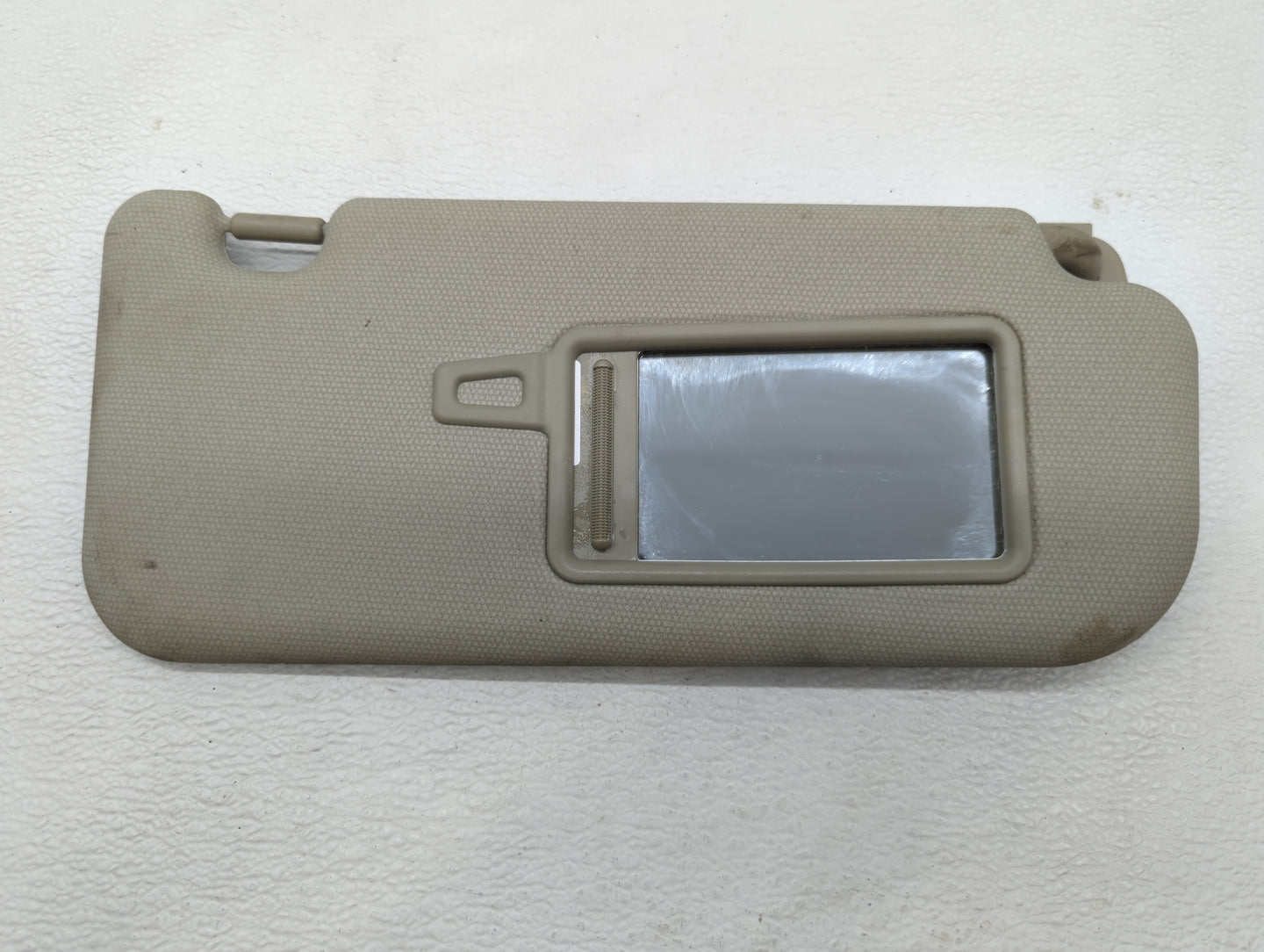 2012-2017 Kia Rio Sun Visor Shade Replacement Passenger Right Mirror Fits Fits 2012 2013 2014 2015 2016 2017 OEM Used Auto P