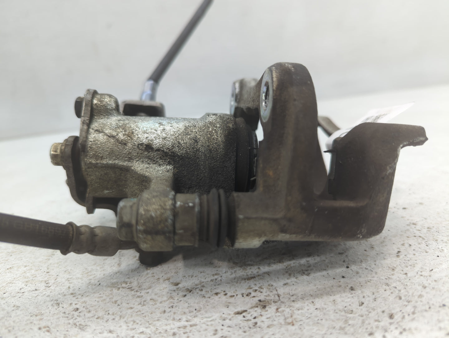 2012-2017 Kia Rio Front Driver Left Brake Caliper 701420 - Oemusedautoparts1.com