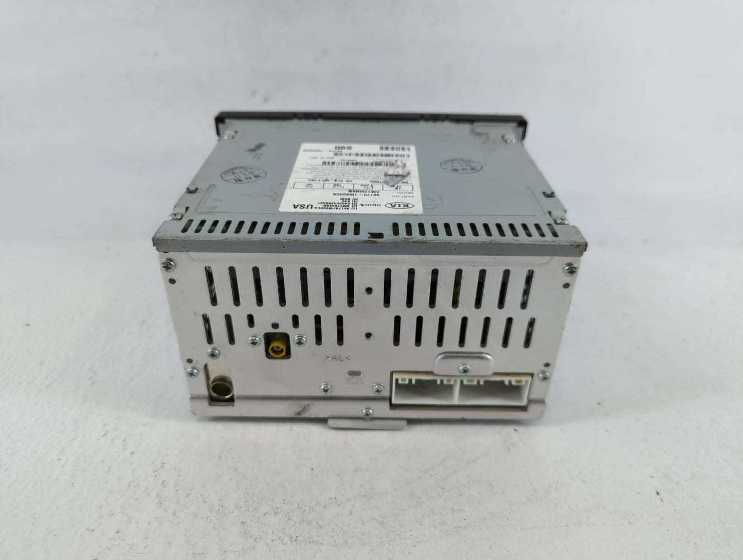 2012-2015 Kia Rio Am Fm Cd Player Radio Receiver - Oemusedautoparts1.com