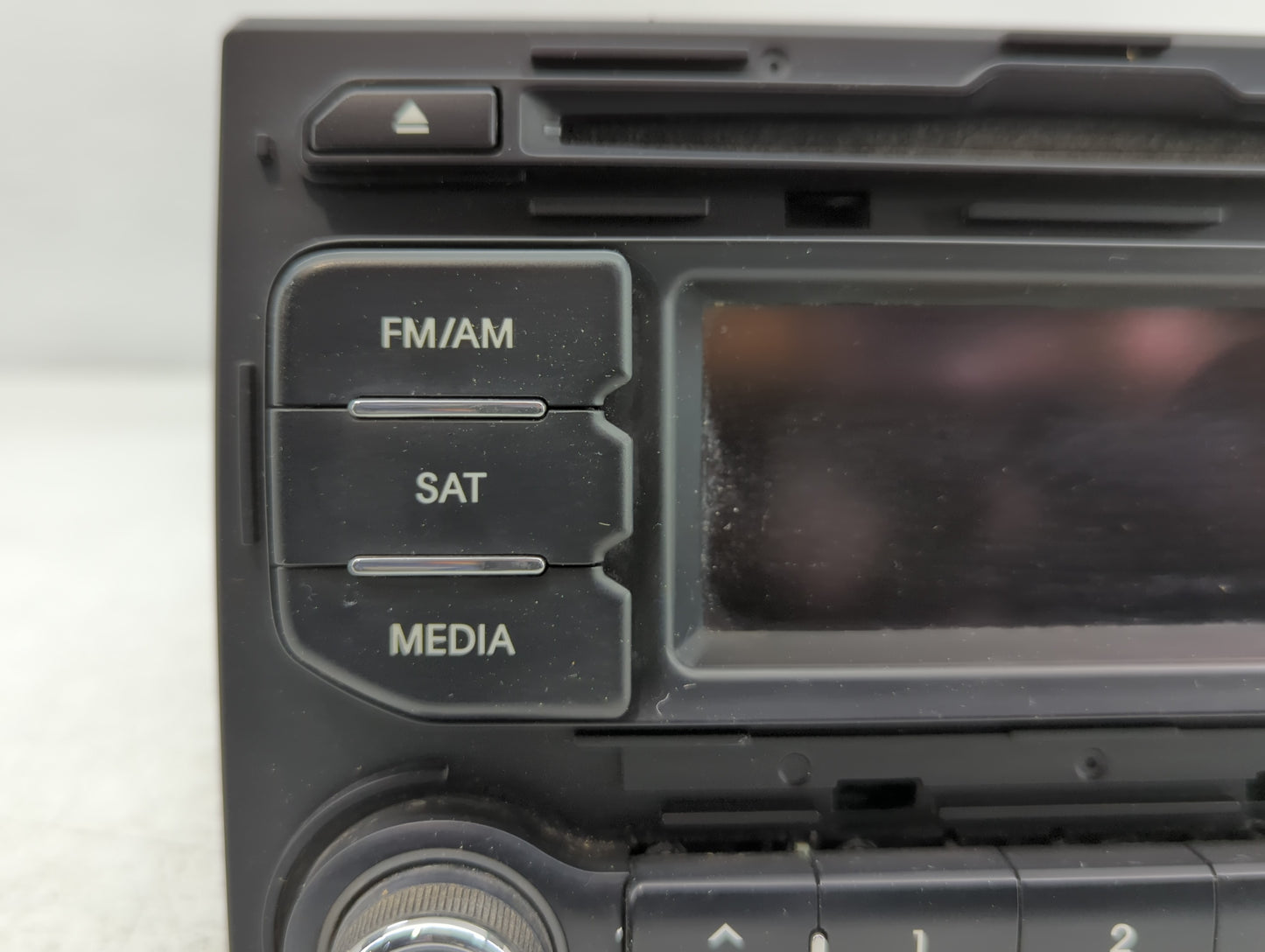 2012-2015 Kia Rio Am Fm Cd Player Radio Receiver - Oemusedautoparts1.com