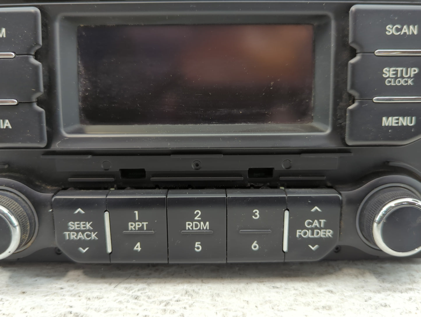 2012-2015 Kia Rio Am Fm Cd Player Radio Receiver - Oemusedautoparts1.com
