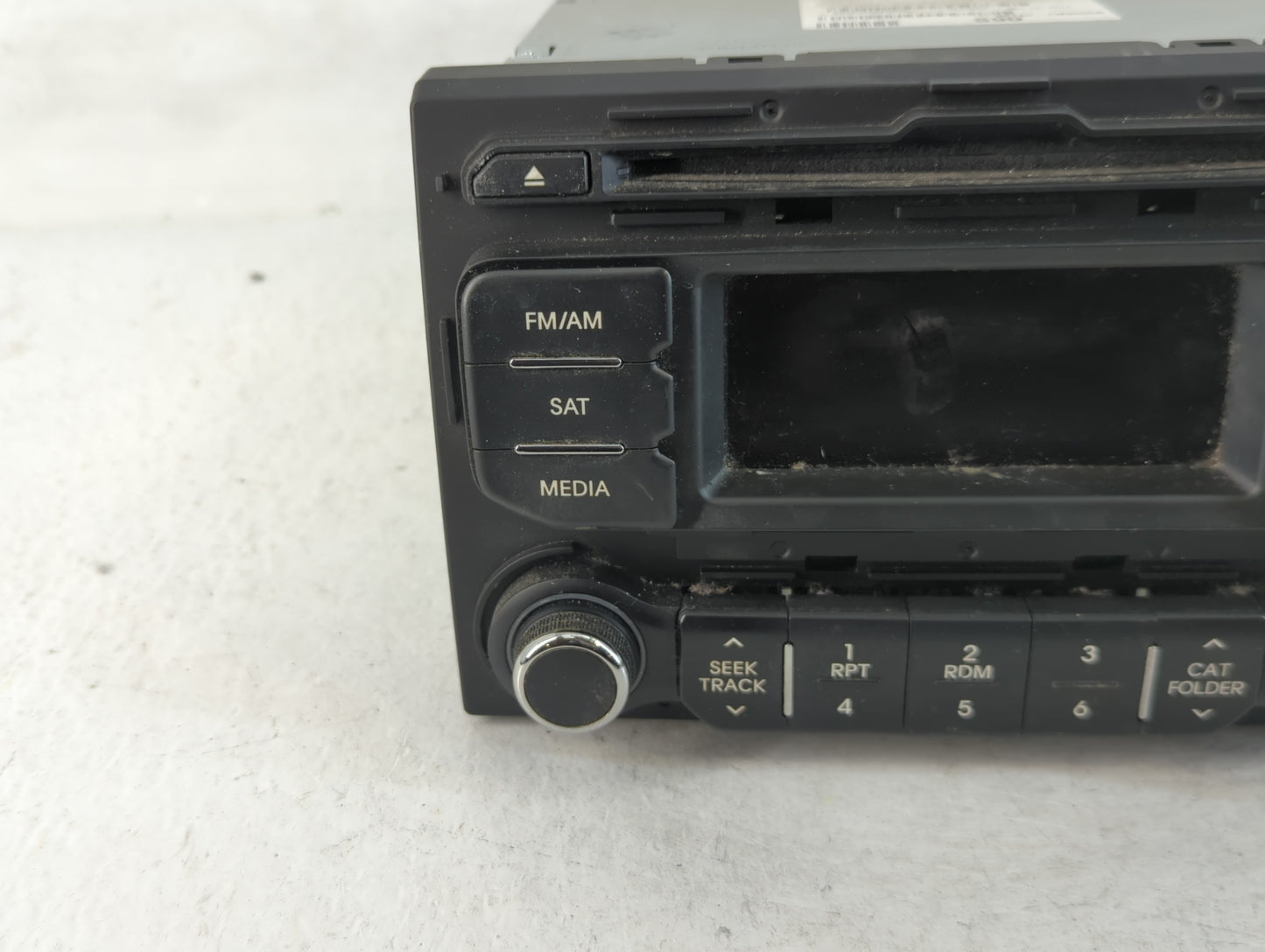 2012-2015 Kia Rio Radio AM FM Cd Player Receiver Replacement P/N:96170-1W900CA Fits Fits 2012 2013 2014 2015 OEM Used Auto P
