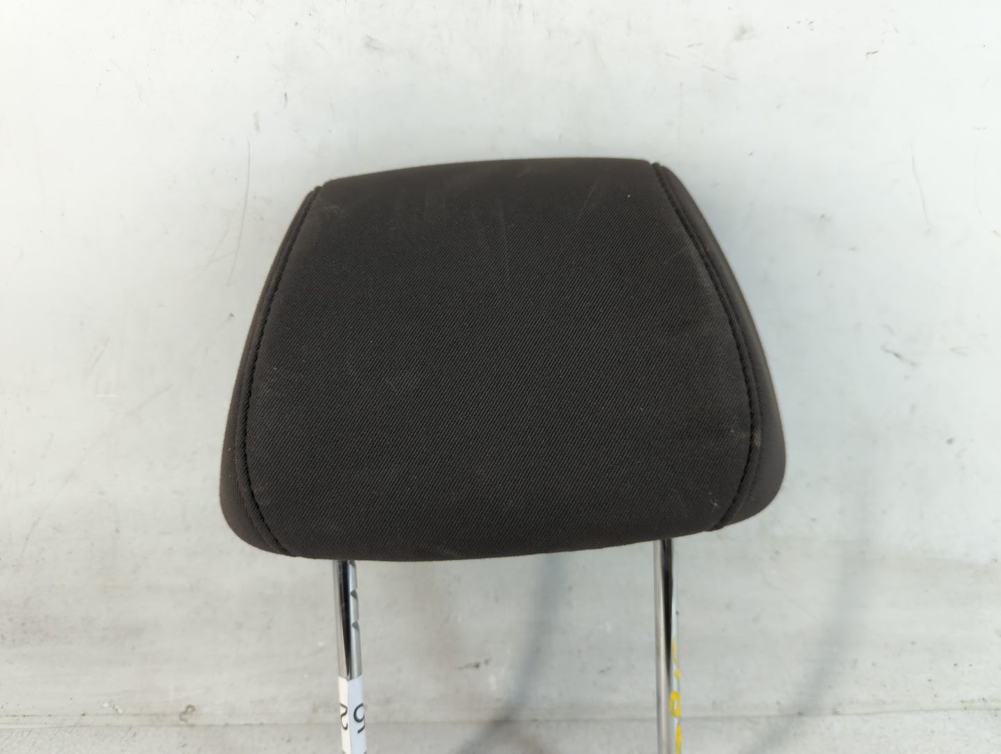 2012-2015 Kia Rio Headrest Head Rest Rear Seat Fits Fits 2012 2013 2014 2015 OEM Used Auto Parts - Oemusedautoparts1.com