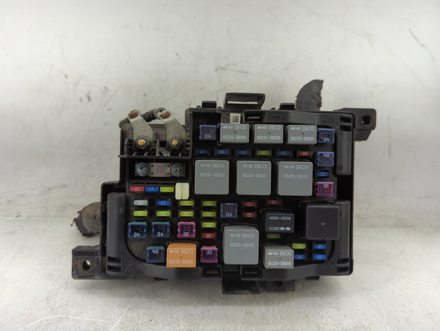 2007-2012 Kia Rondo Fusebox Fuse Box Panel Relay Module P/N:91950-1D150 Fits Fits 2007 2008 2009 2010 2011 2012 OEM Used Aut