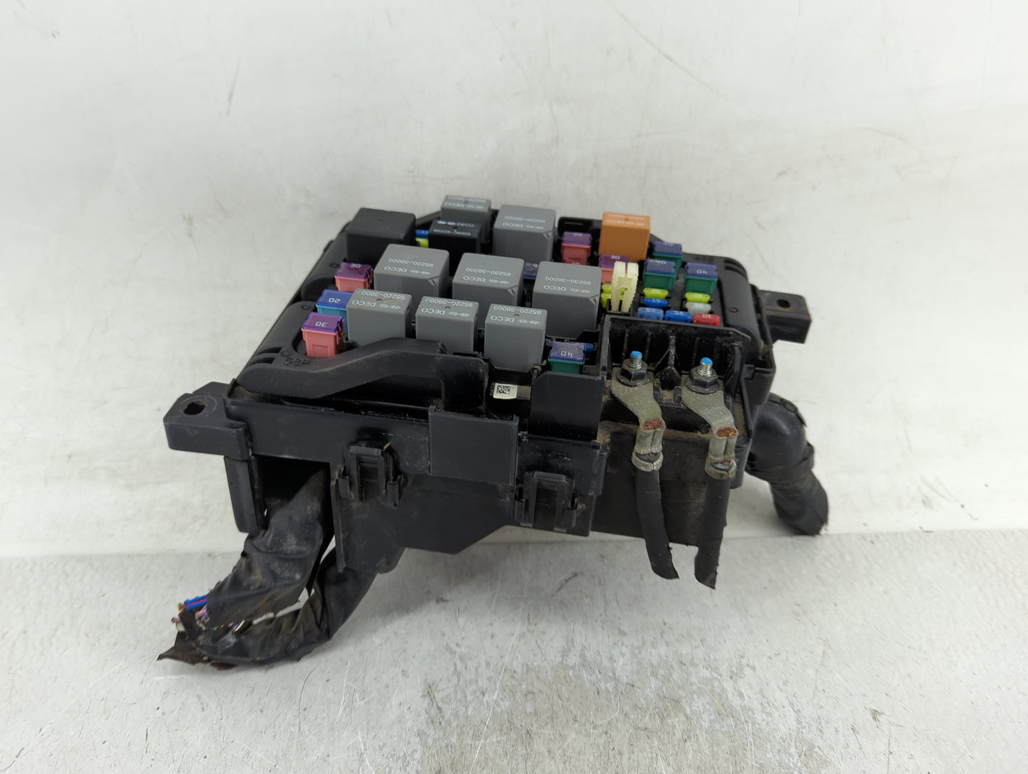 2007-2012 Kia Rondo Fusebox Fuse Box Panel Relay Module Fits Fits 2007 2008 2009 2010 2011 2012 OEM Used Auto Parts - Oemuse