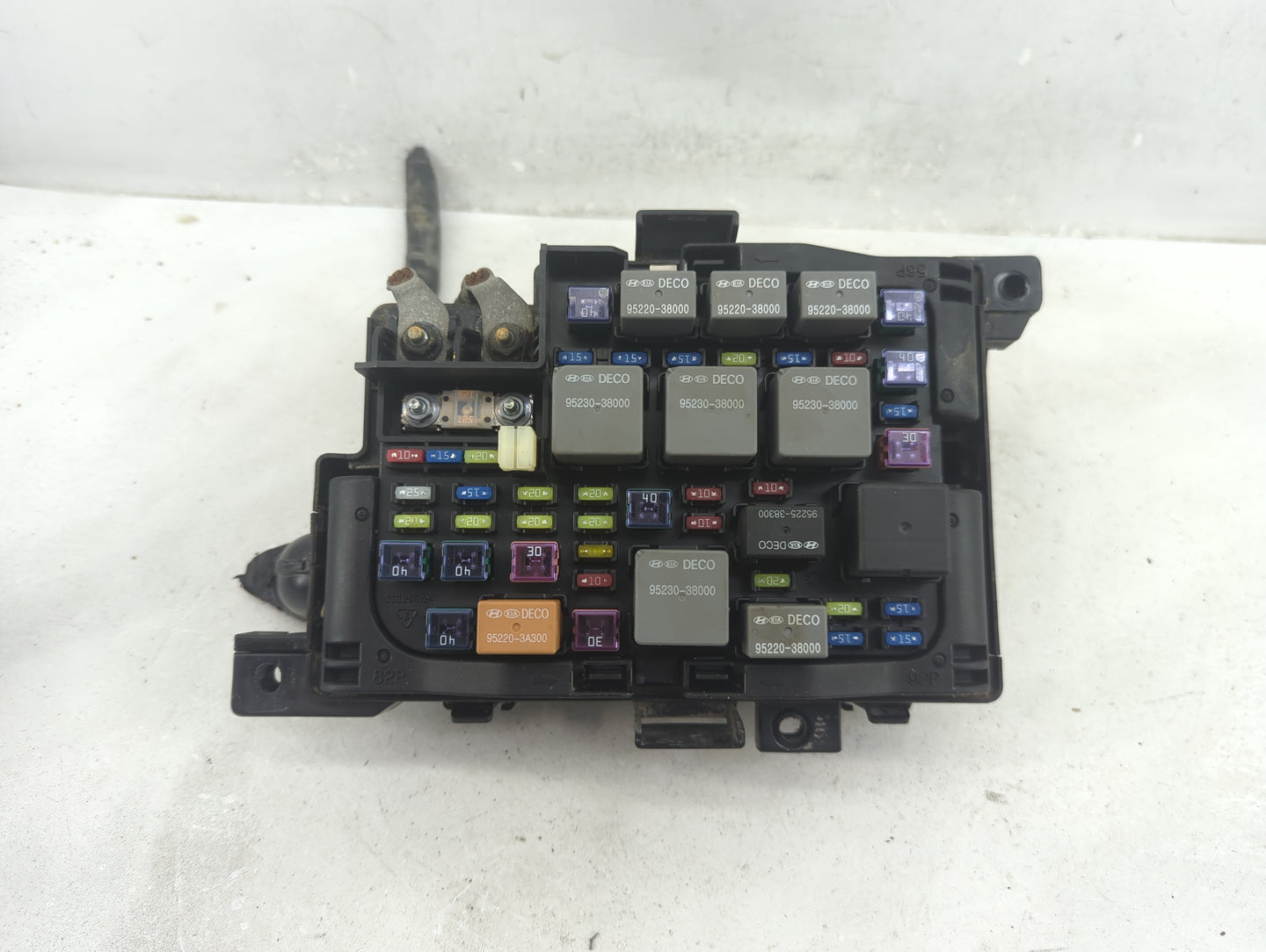 2007-2012 Kia Rondo Fusebox Fuse Box Panel Relay Module P/N:91950-1D150 Fits Fits 2007 2008 2009 2010 2011 2012 OEM Used Aut