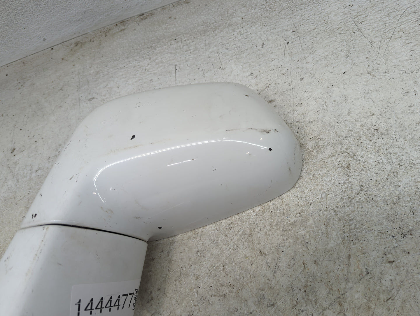 2010-2012 Kia Rondo Driver Side View Mirror - Left Door Mirror OEM Used - Oemusedautoparts1.com