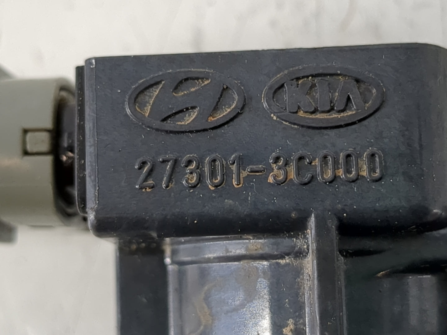 2006-2018 Kia Sedona Ignition Coil Igniter Pack - Oemusedautoparts1.com