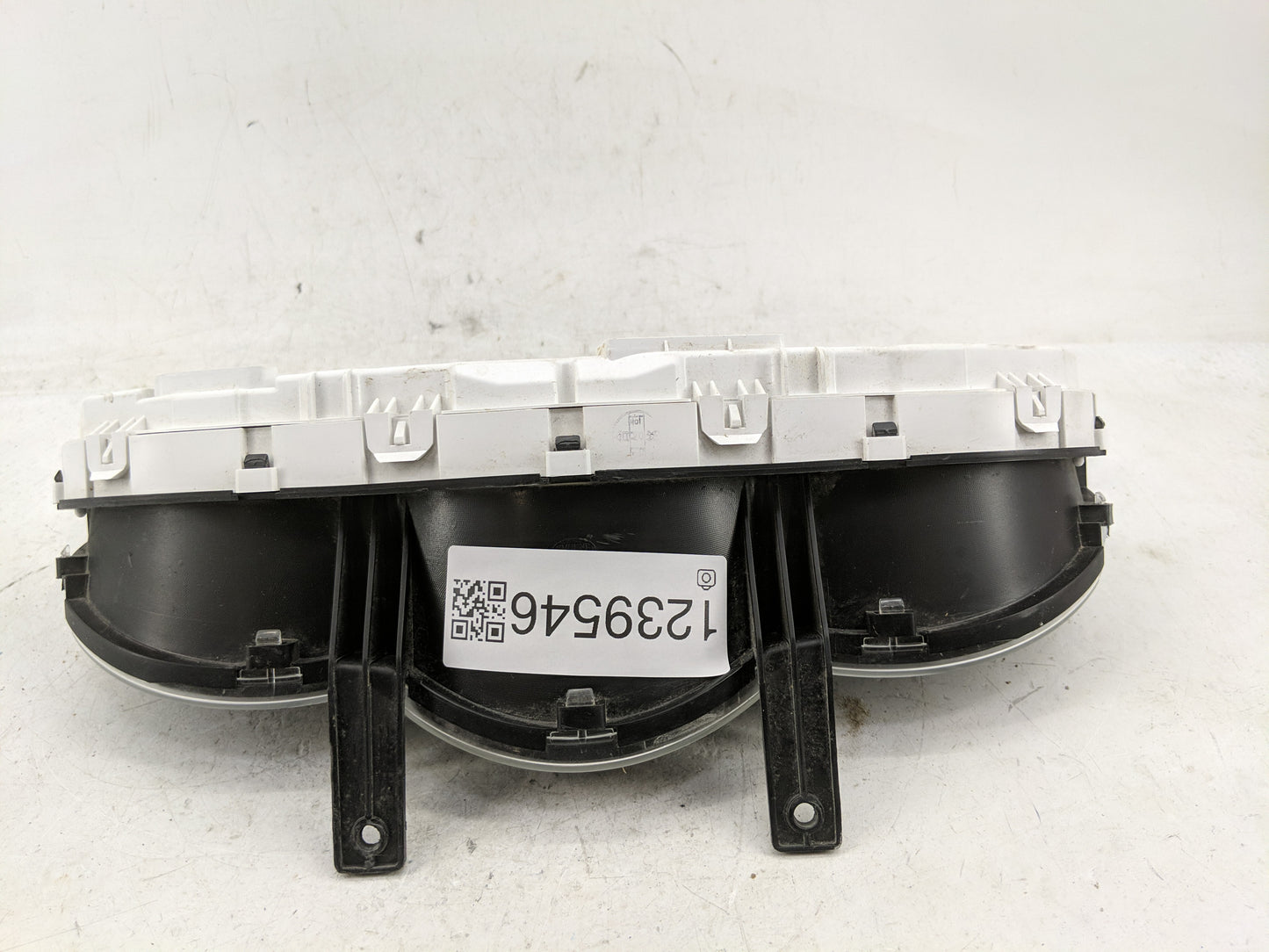2012 Kia Sedona Instrument Cluster Speedometer Gauges Fits OEM Used Auto Parts - Oemusedautoparts1.com