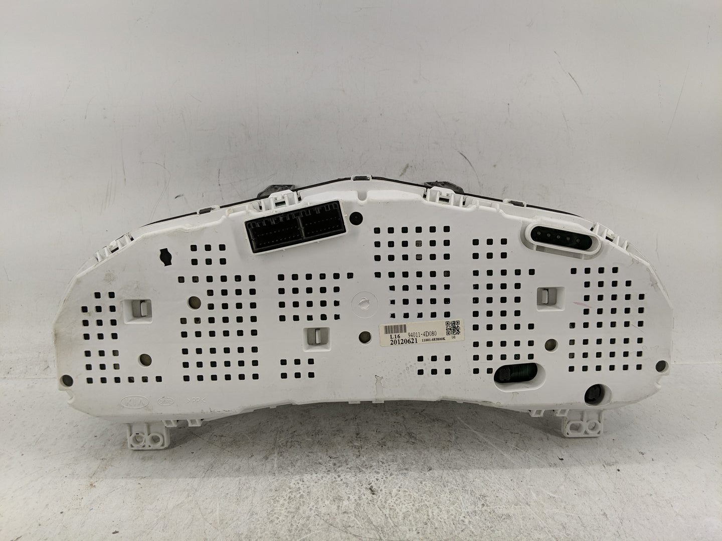 2012 Kia Sedona Instrument Cluster Speedometer Gauges Fits OEM Used Auto Parts - Oemusedautoparts1.com
