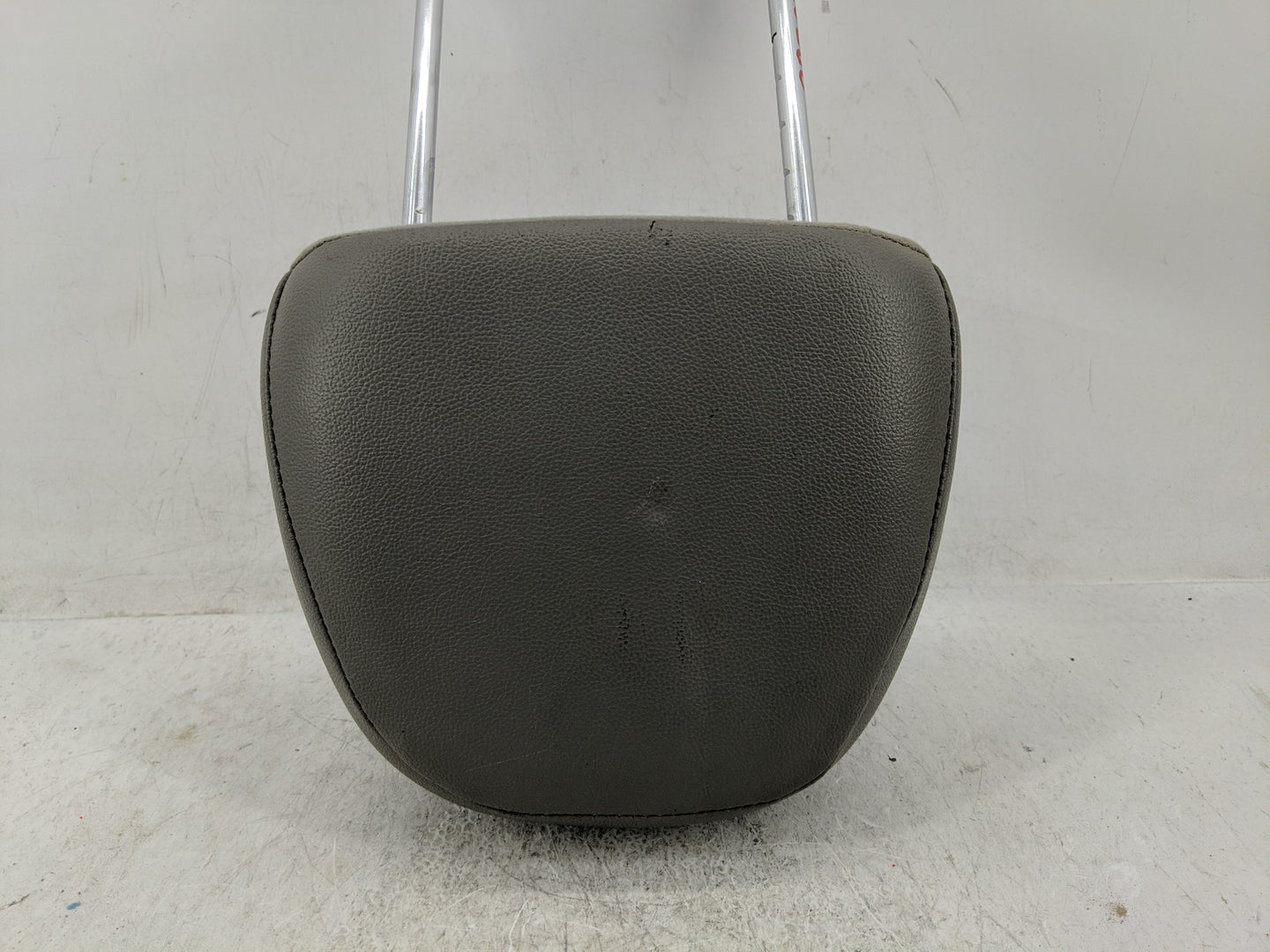 2012 Kia Sedona Headrest Head Rest Front Driver Passenger Seat Fits OEM Used Auto Parts - Oemusedautoparts1.com