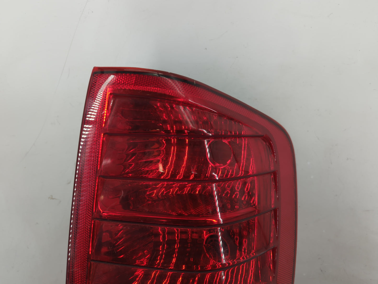 2012 Kia Sedona Tail Light Assembly Passenger Right OEM Fits OEM Used Auto Parts - Oemusedautoparts1.com