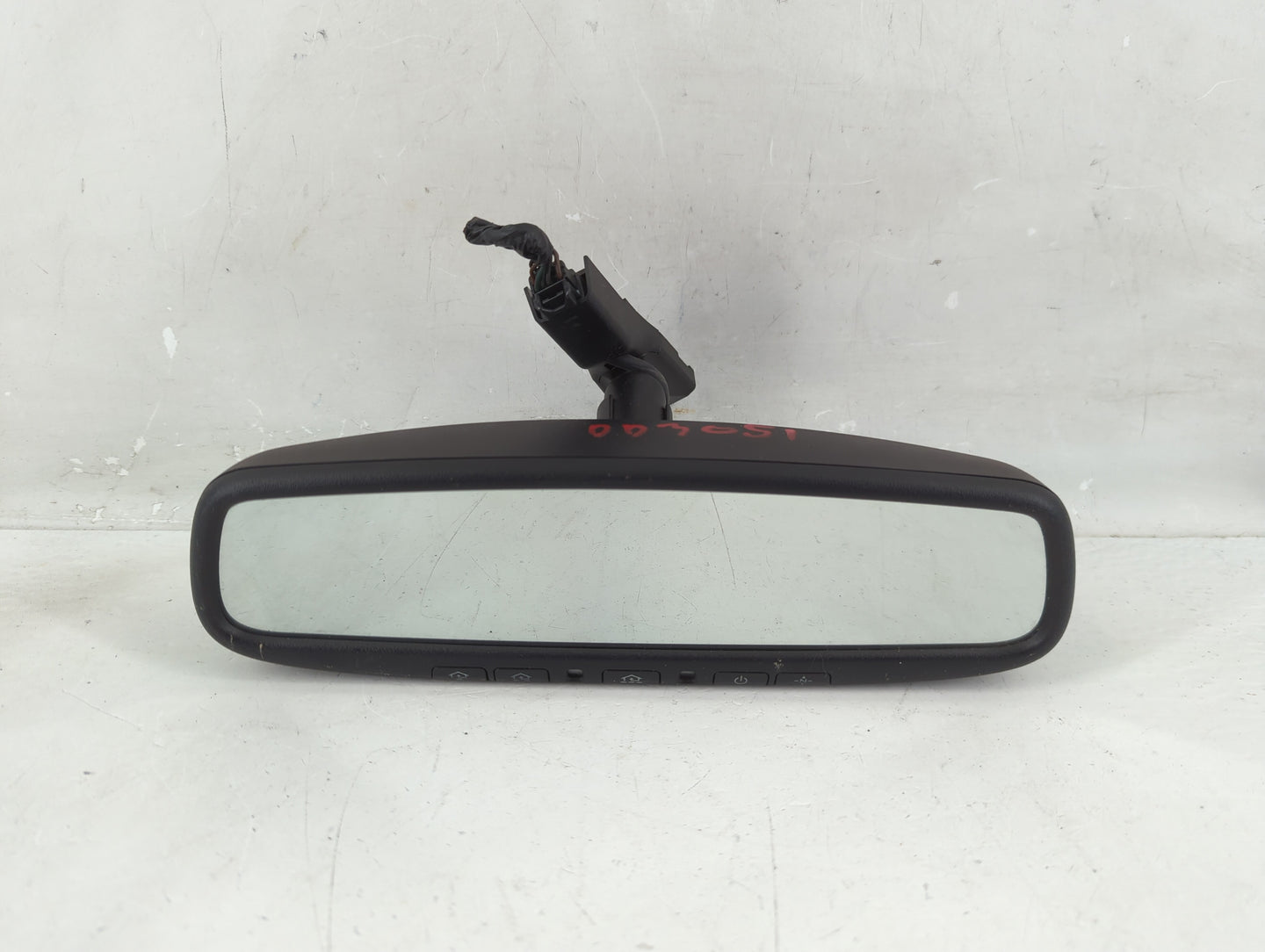 2010-2014 Kia Sedona Interior Rear View Mirror Replacement OEM P/N:E11026541 Fits Fits 2010 2011 2012 2014 OEM Used Auto Par