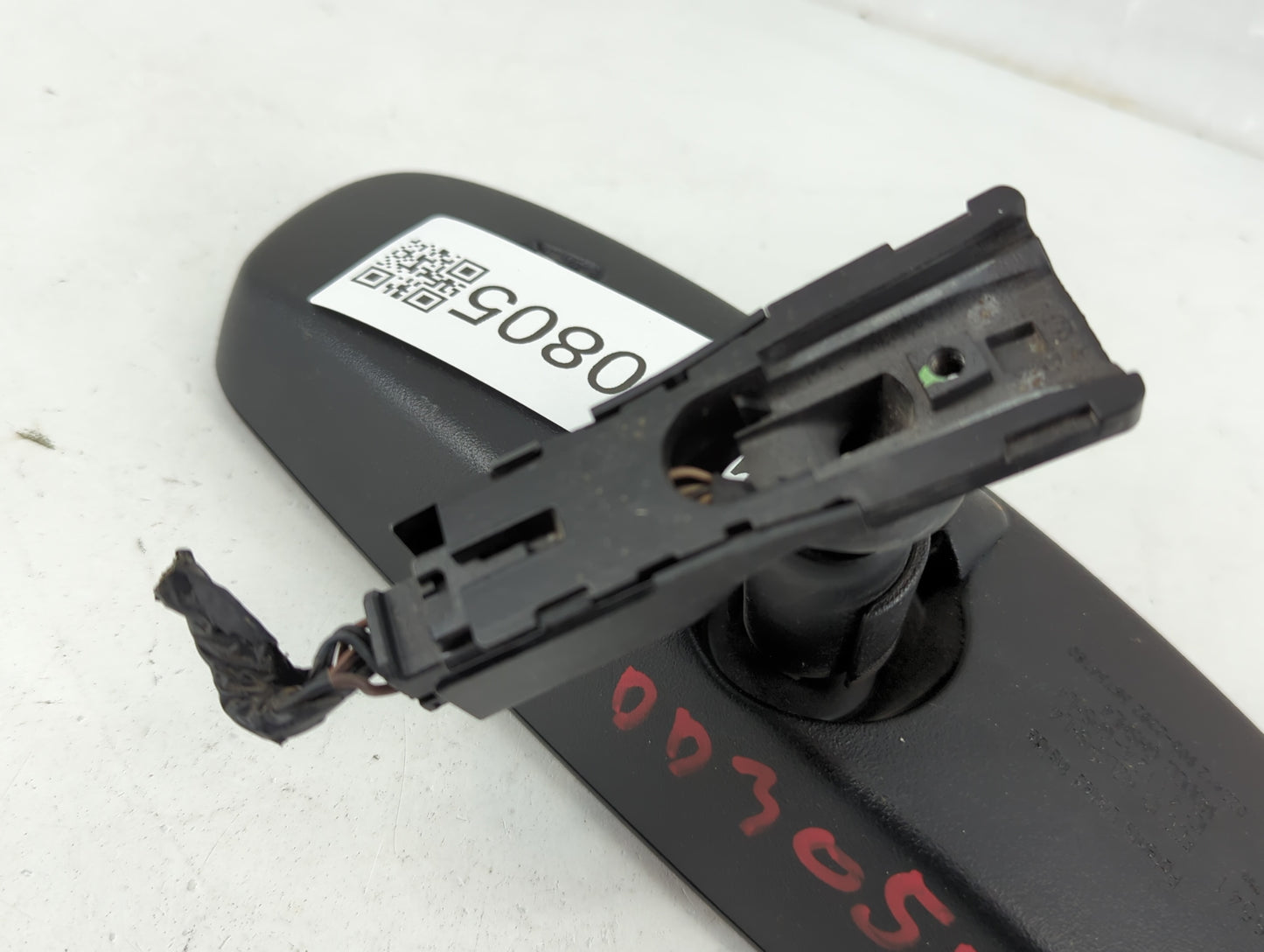 2010-2014 Kia Sedona Interior Rear View Mirror Replacement OEM P/N:E11026541 Fits Fits 2010 2011 2012 2014 OEM Used Auto Par