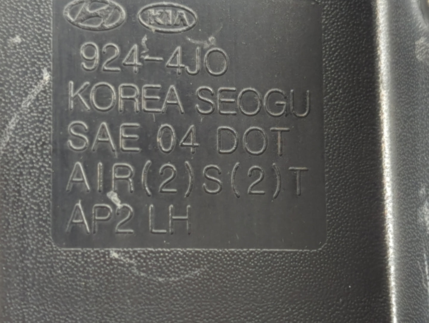 2012 Kia Sedona Tail Light Assembly Driver Left OEM P/N:924-4JO Fits OEM Used Auto Parts - Oemusedautoparts1.com