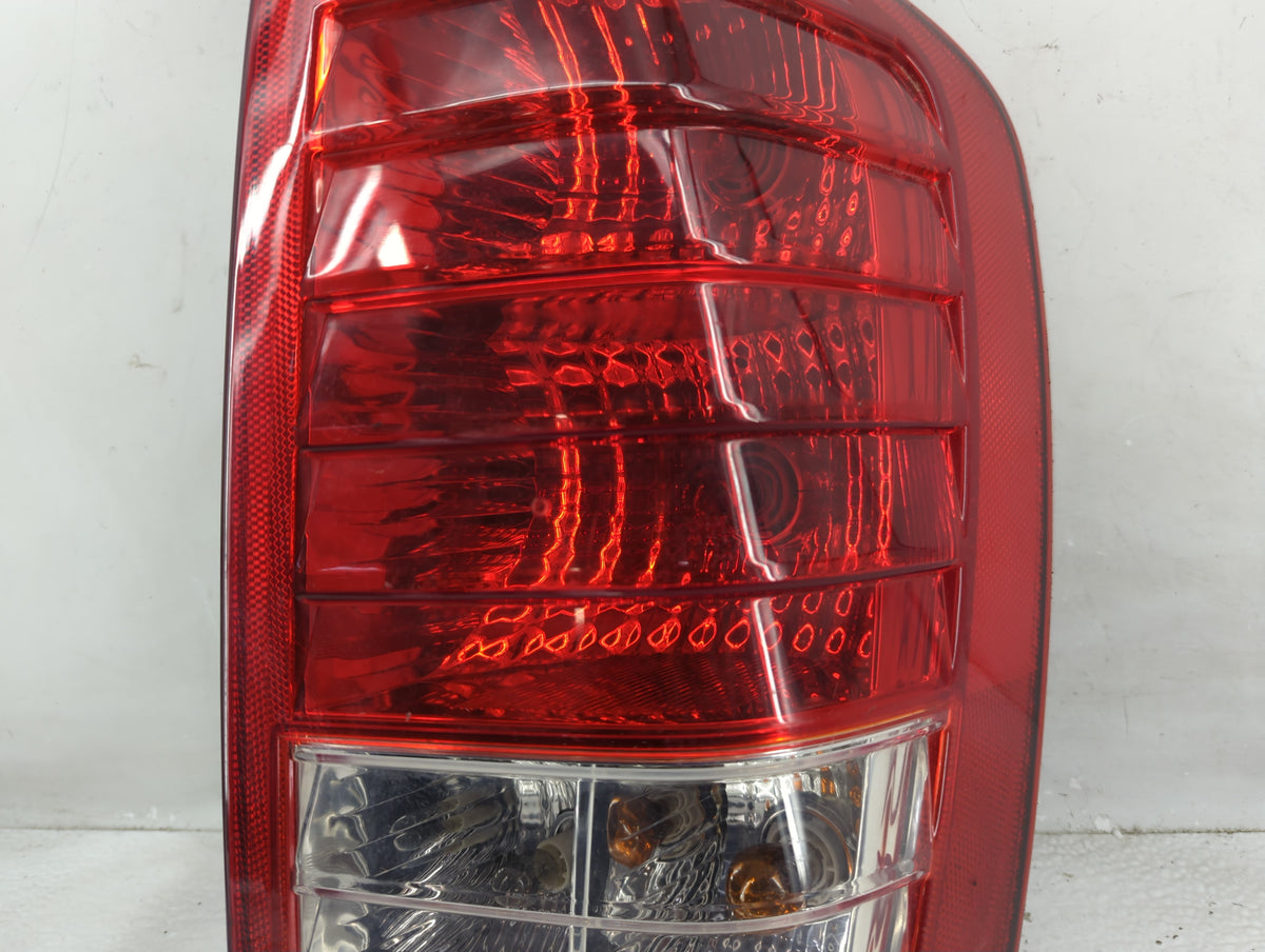 2010-2014 Kia Sedona Tail Light Assembly Passenger Right OEM Fits Fits 2007 2008 2009 2010 2011 2012 2014 OEM Used Auto Part