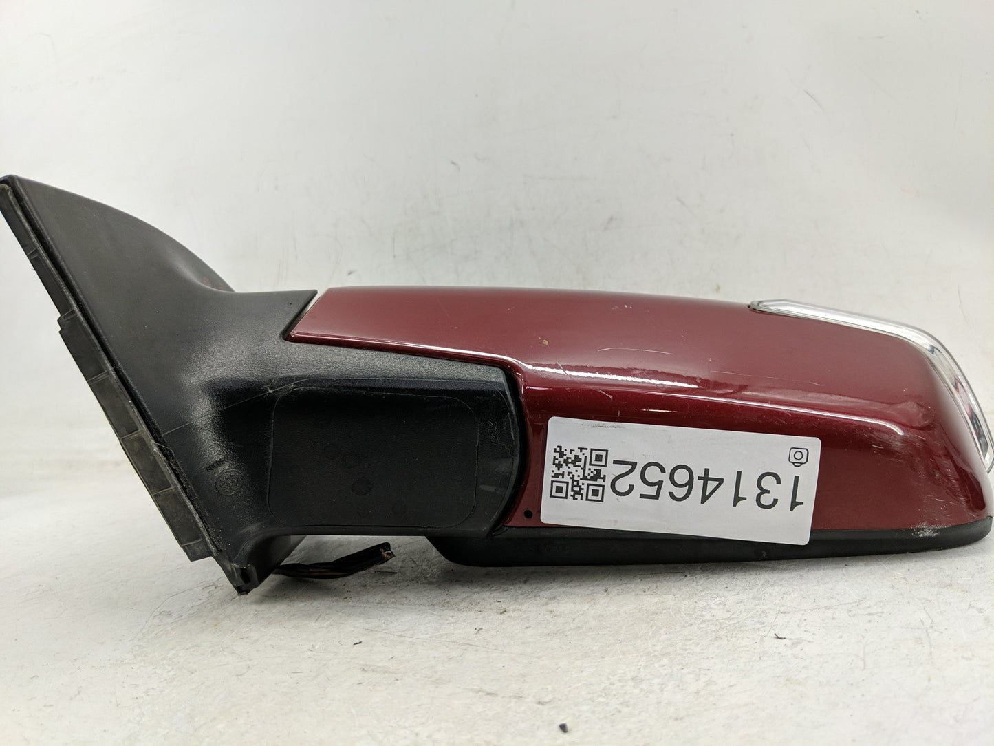 2011-2014 Kia Sedona Driver Side View Mirror - Left Door Mirror OEM Used - Oemusedautoparts1.com