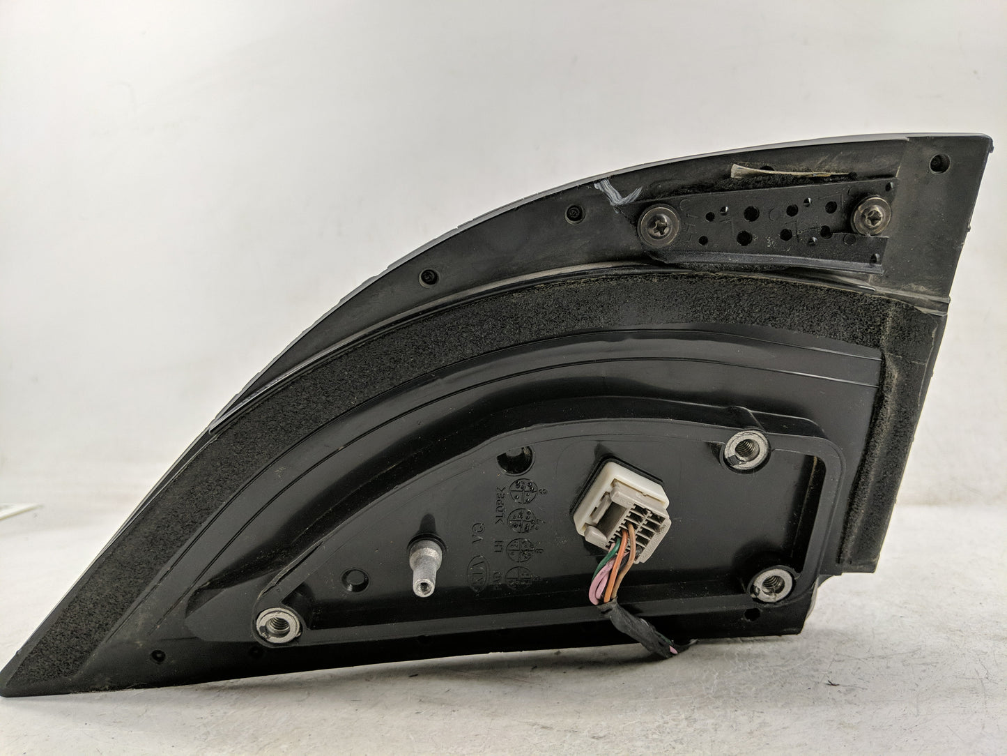2011-2014 Kia Sedona Driver Side View Mirror - Left Door Mirror OEM Used - Oemusedautoparts1.com