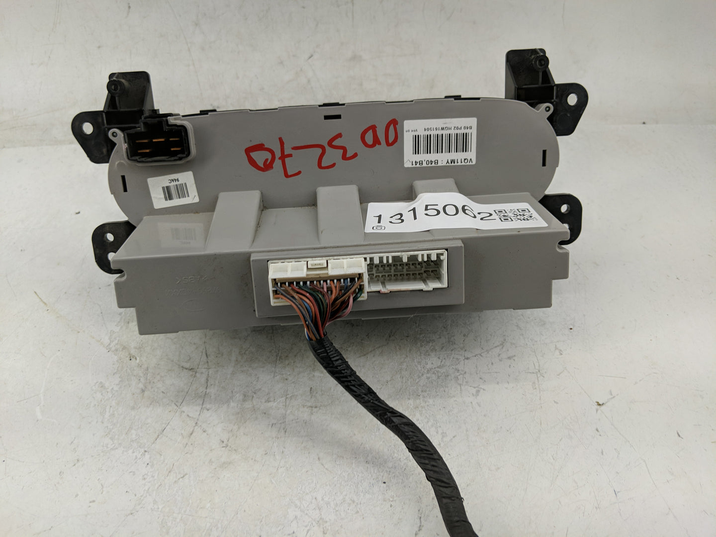 2006-2014 Kia Sedona Climate Control Module Temperature AC/Heater Replacement P/N:B40 P02 Fits OEM Used Auto Parts - Oemused