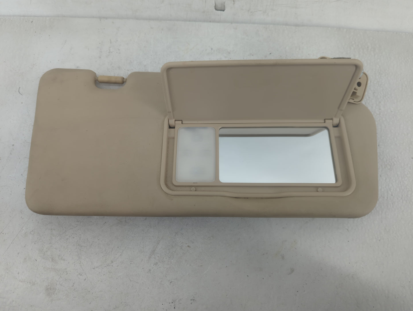 2006-2014 Kia Sedona Sun Visor Shade Replacement Passenger Right Mirror Fits Fits 2006 2007 2008 2009 2010 2011 2012 2014 OE